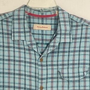 Tommy Bahama Shirt Mens XL Blue Plaid 100% Silk Short Sleeve Button Up Casual
